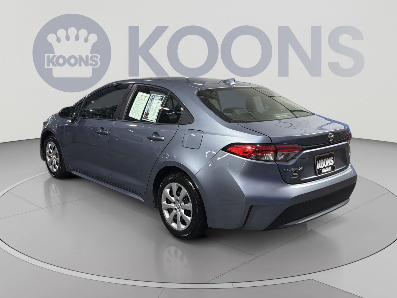 Used 2021 Toyota Corolla LE FWD image 4