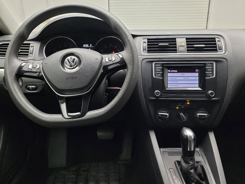 Used 2017 Volkswagen Jetta S FWD image 22
