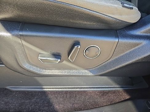 Used 2017 Ford F150 XLT w/ Equipment Group 302A Luxury image 43