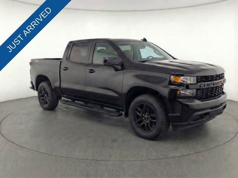 Used 2022 Chevrolet Silverado 1500 Custom w/ LPO, Blackout Package image 15