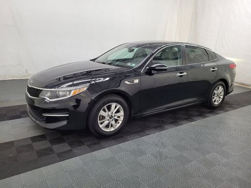 Used 2017 Kia Optima LX FWD image 2