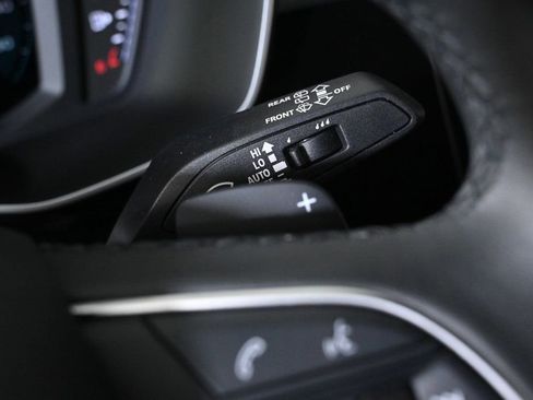 Used 2025 Audi Q3 2.0T Premium w/ Convenience Package image 20