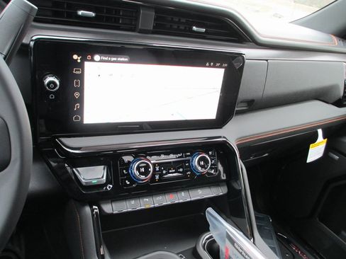 New 2026 GMC Sierra 2500 AT4 w/ AT4 Premium Plus Package image 20