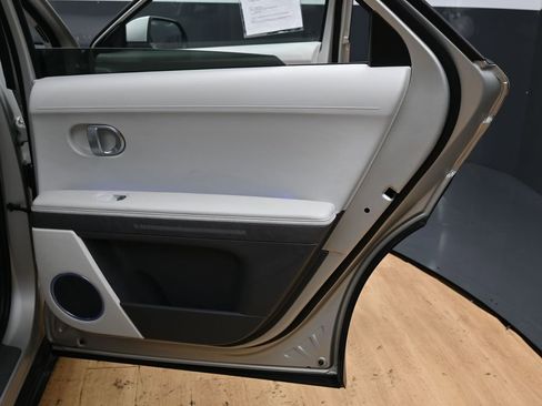 Used 2023 Hyundai Ioniq 5 SEL AWD/4WD image 36