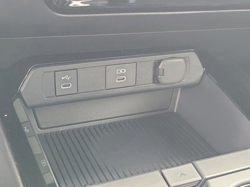 New 2026 Toyota Prius Plug-In Hybrid image 24