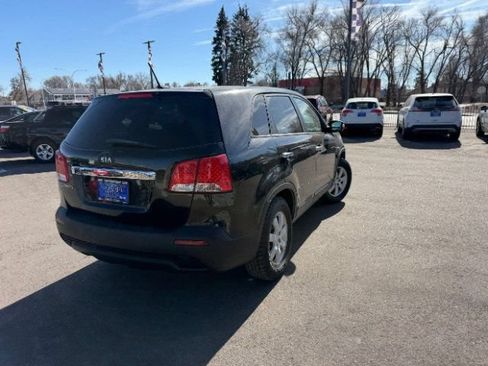Used 2012 Kia Sorento FWD image 14