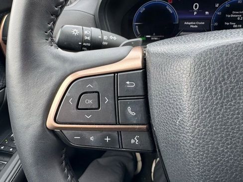 Certified 2024 Toyota Grand Highlander MAX Limited image 23