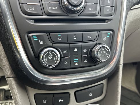 Used 2013 Buick Encore Premium AWD/4WD image 22
