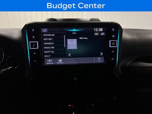 Used 2017 Jeep Wrangler Unlimited Sport AWD/4WD image 21