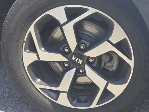 Used 2020 Kia Sportage LX AWD/4WD image 6
