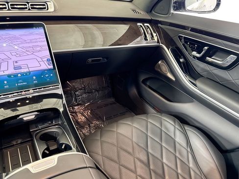 Certified 2022 Mercedes-Benz S 500 4MATIC image 22