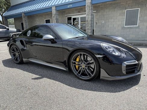 Used 2015 Porsche 911 Turbo S w/ High-end Infotainment Package AWD/4WD image 10