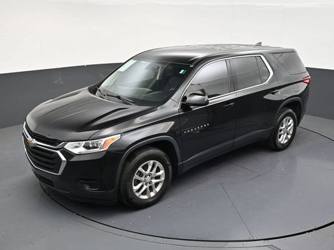 Used 2020 Chevrolet Traverse LS FWD image 13