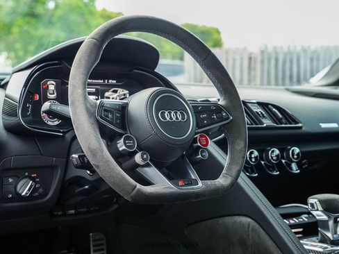 Used 2023 Audi R8 V10 performance AWD/4WD image 33