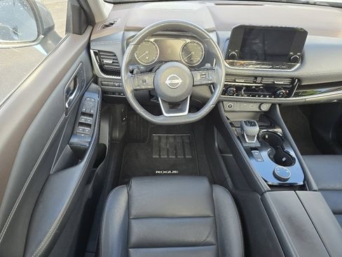 Used 2023 Nissan Rogue SL w/ SL Premium Package image 22