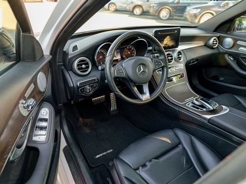 Used 2018 Mercedes-Benz C 300 4MATIC Sedan image 16