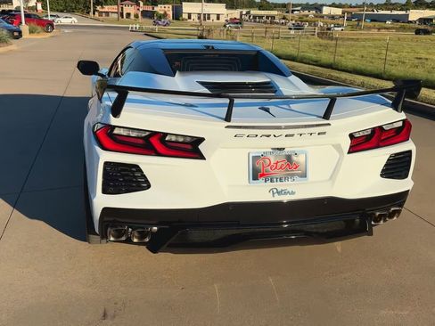 Used 2024 Chevrolet Corvette Stingray Preferred Conv w/ 2LT image 2