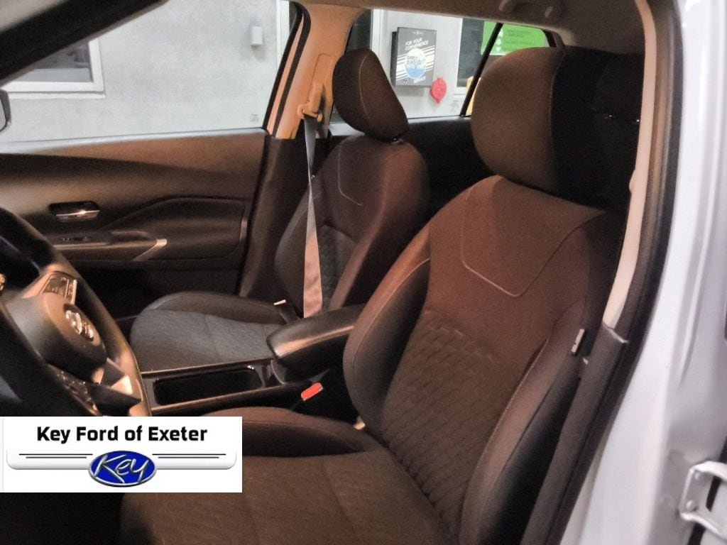 Used 2021 Nissan Kicks SV FWD image 24