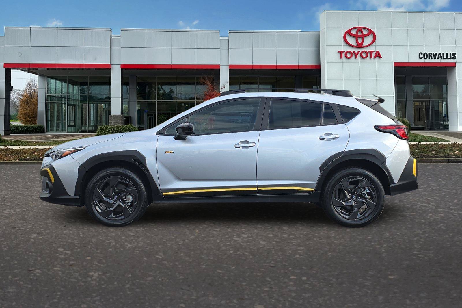 Used 2025 Subaru Crosstrek 2.5i Sport AWD/4WD image 7