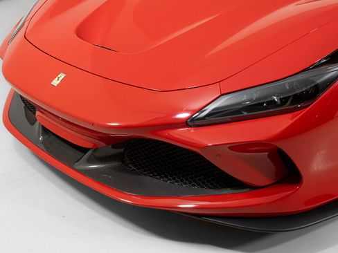 Used 2022 Ferrari F8 Tributo image 15