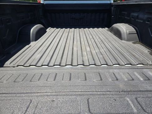 Used 2025 Chevrolet Silverado 2500 LT AWD/4WD image 17