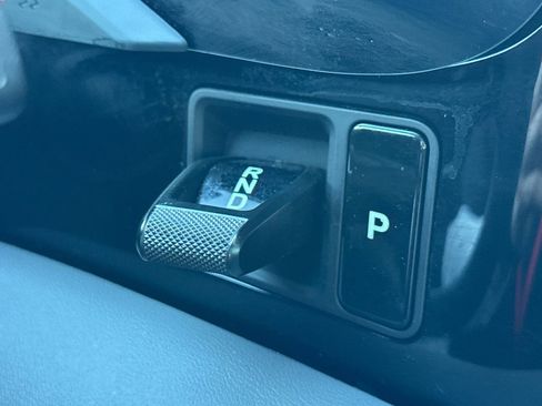 Certified 2023 Porsche Taycan image 21