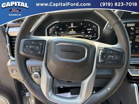 Used 2025 GMC Sierra 2500 Denali w/ Denali Reserve Package AWD/4WD image 25