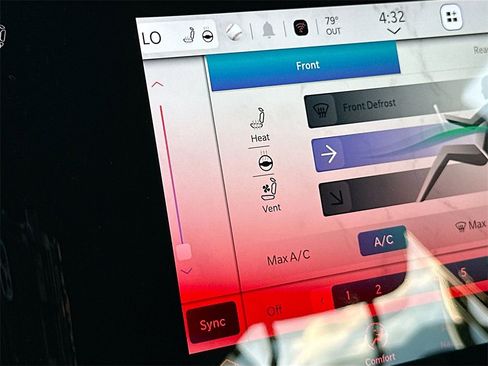 Used 2023 Jeep Wagoneer 4WD image 21