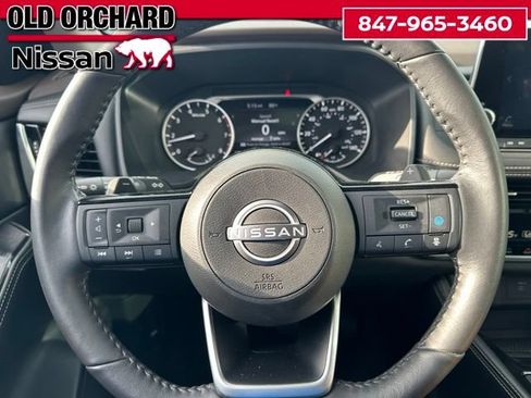 Used 2022 Nissan Rogue SL AWD/4WD image 22
