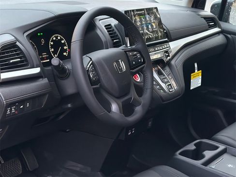 New 2026 Honda Odyssey EX-L image 14