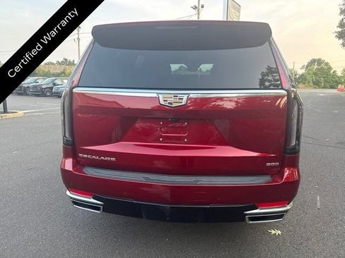 Used 2023 Cadillac Escalade Premium Luxury AWD/4WD image 5