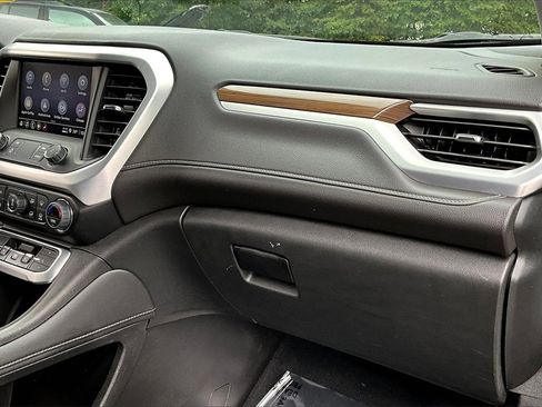 Certified 2023 GMC Acadia SLE w/ Driver Convenience Package image 22