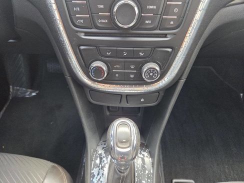 Used 2014 Buick Encore FWD image 27