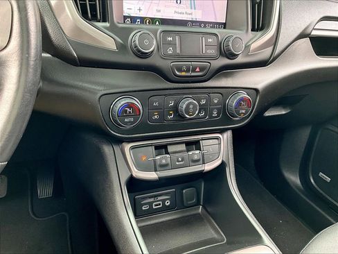 Used 2022 GMC Terrain AT4 w/ Infotainment Package II image 23