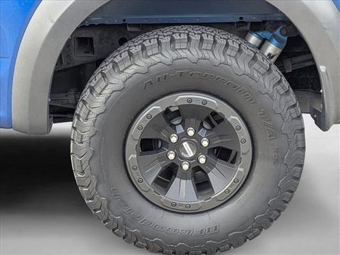 Used 2018 Ford F150 Raptor w/ Equipment Group 802A Luxury image 9