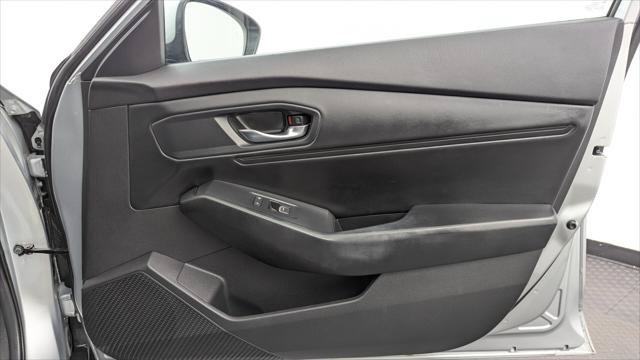 Used 2024 Honda Accord EX image 23