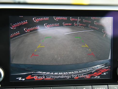 Used 2024 Nissan Altima 2.5 SV image 18