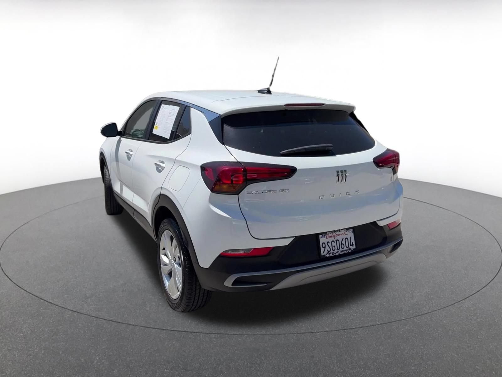 Used 2025 Buick Encore GX Preferred FWD image 9