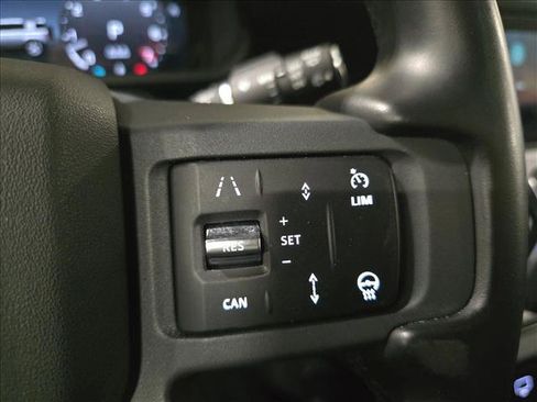 Used 2024 Land Rover Defender 110 X-Dynamic SE AWD/4WD image 17