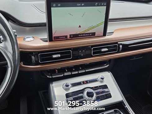 Used 2022 Lincoln Aviator Reserve w/ Equipment Group 201A AWD/4WD image 21