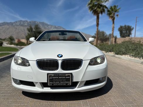 Used 2010 BMW 328i Convertible w/ Premium Pkg RWD image 29