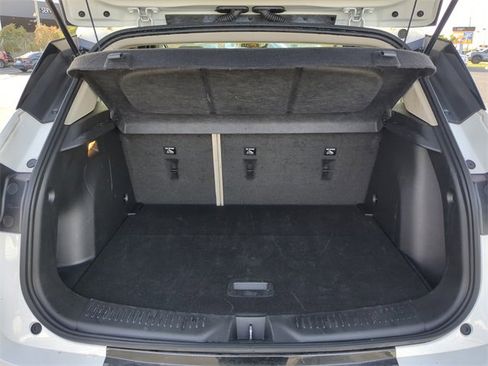 Used 2024 Buick Encore GX Sport Touring image 11