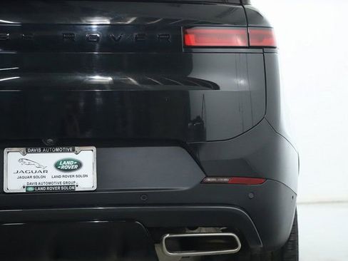 Certified 2025 Land Rover Range Rover Sport SE image 47