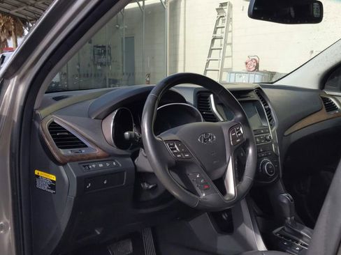 Used 2018 Hyundai Santa Fe Sport FWD image 19