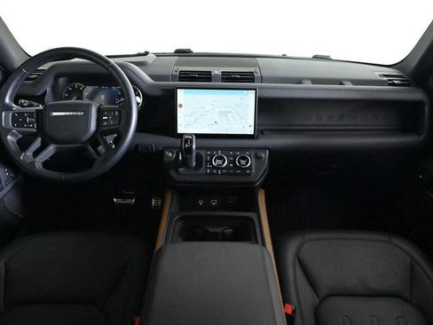 Used 2023 Land Rover Defender 110 X image 9