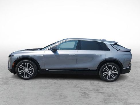 Certified 2023 Cadillac Lyriq AWD image 7
