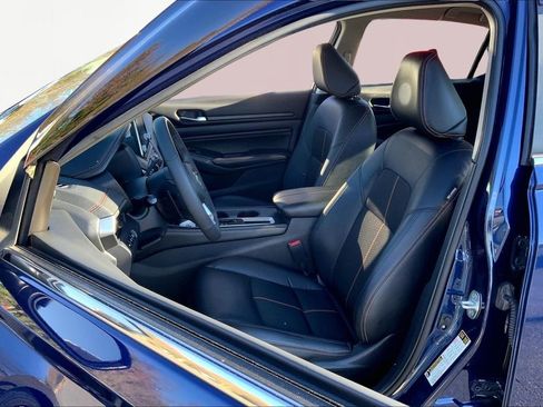 Used 2022 Nissan Altima 2.5 SR image 15