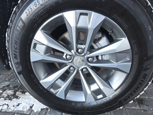 Used 2025 Chevrolet Equinox LT w/ Convenience Package II image 7