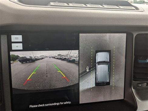 Used 2022 Ford Bronco Wildtrak image 23