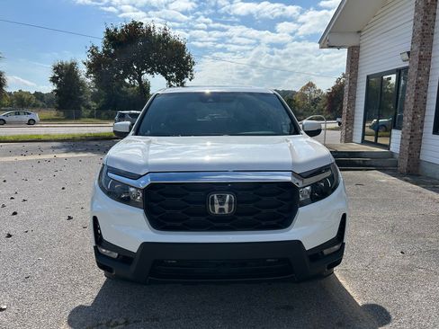 Used 2023 Honda Passport EX-L image 2